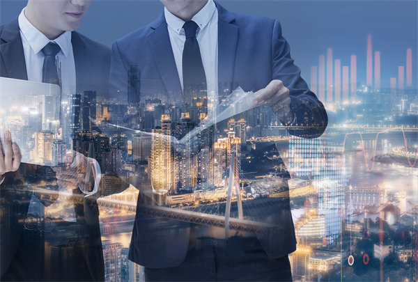 立足企業(yè)實際，制定可行經(jīng)營計劃，確保企業(yè)穩(wěn)健前行