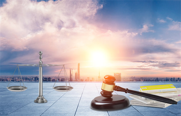 薪酬管理中如何確保合法合規(guī)，避免法律風(fēng)險？