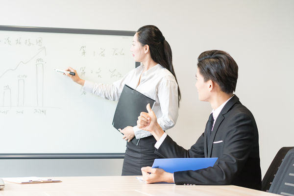 薪酬績效總難平衡，怎樣調整才能既控成本又激勵員工？