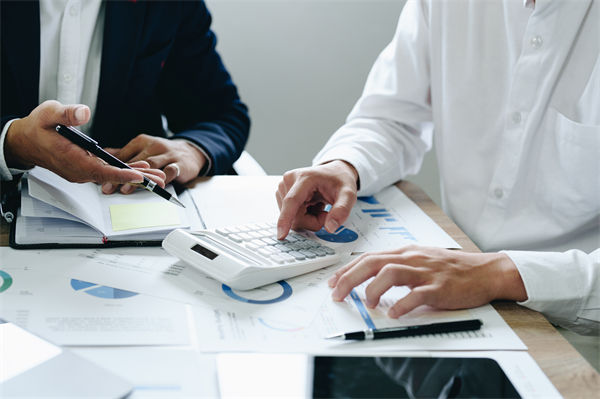 暑期檔電影票房破115億，預算管理咨詢怎么看？