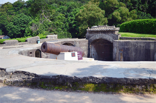 企業(yè)戰(zhàn)略飄在半空落地難，東莞戰(zhàn)略咨詢公司能釘牢嗎？