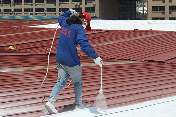 廠房彩鋼瓦屋面為什么會生銹?如何處理? 廠房彩鋼瓦屋面為什么會生銹?如何處理?